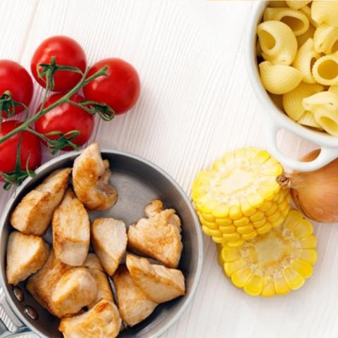 Pasta med kylling og grønnsaker